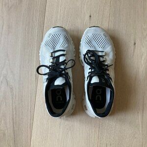 On White Cloudrunner X Running Shoes